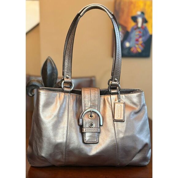 COACH - Lg. Soho East/West Tote Shoulder Bag in Metallic Bronze Leather. F18751 - Picture 3 of 13